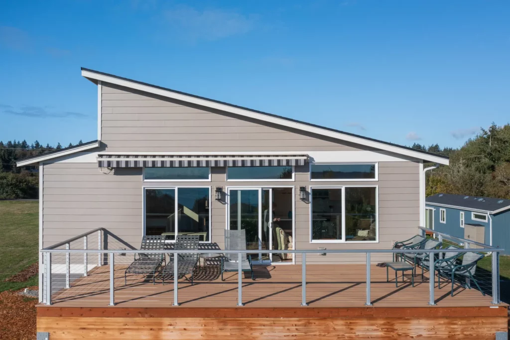 Suprema Homes White Pass Super Shell Deck
